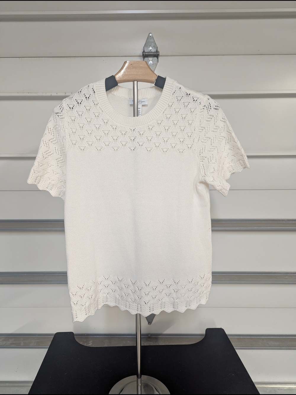Jessica Simpson Cream Eyelet Knit Short Sleeve Top